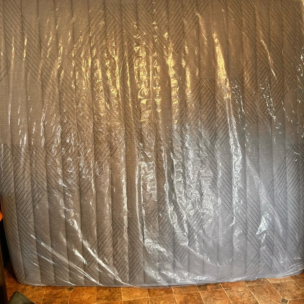 Elegant Gray Quilted Bedding